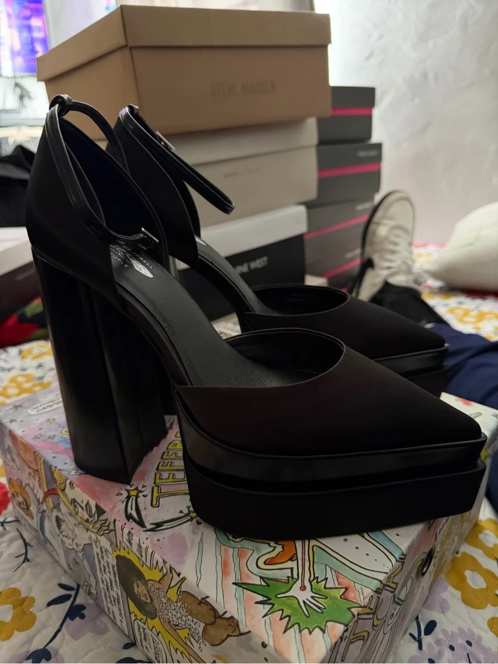 Jeffrey Campbell Black Platform Ankle-Strap Pumps